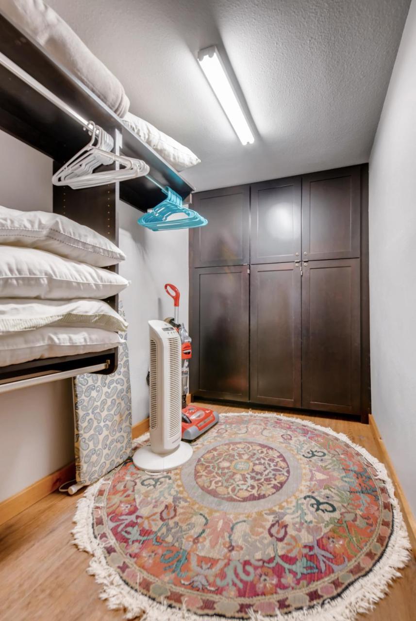 One-Bedroom Atrium Condo 05 بريكنريدج المظهر الخارجي الصورة